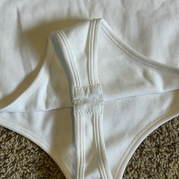 Ribbed white bodysuit - Picture 3 of 4